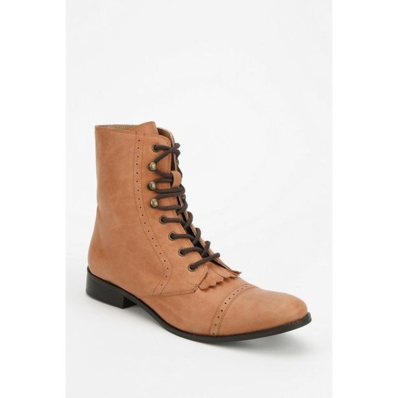 Urban Outfitters Shoes - Kimchi Blue Tan Roper Lace-up Boot
